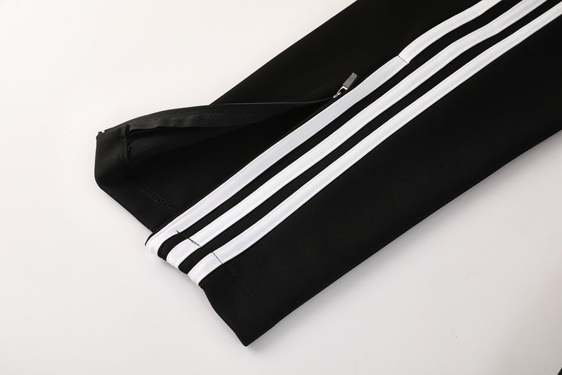 Fato Treino Adidas  ⚪️⚫️