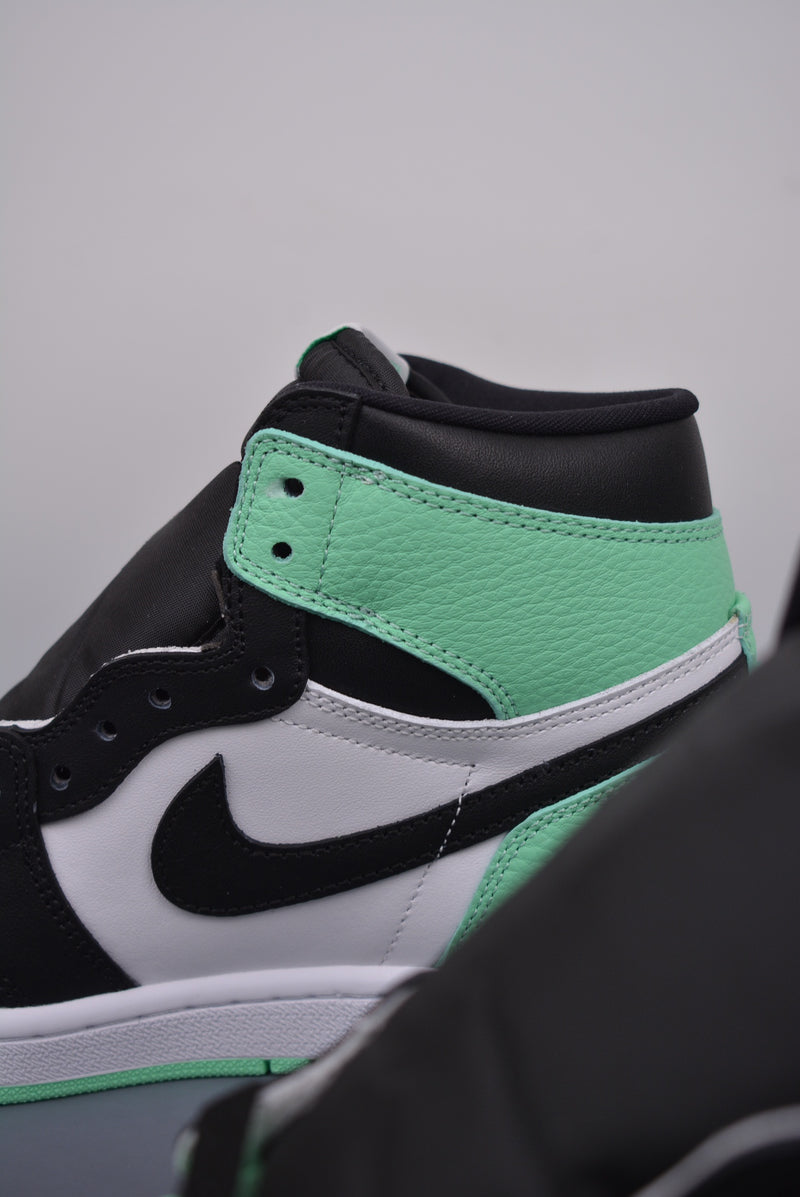 Air Jordan 1 High