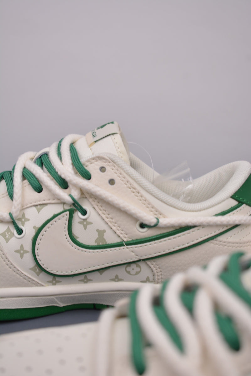 Nike Dunk Low X Louis Viutton