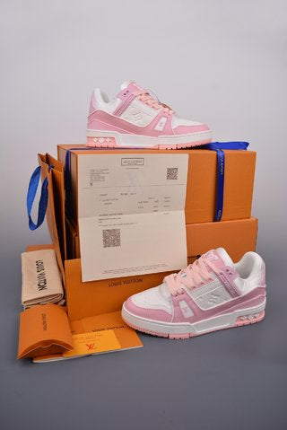 LOUIS VUITTON Trainer  LV