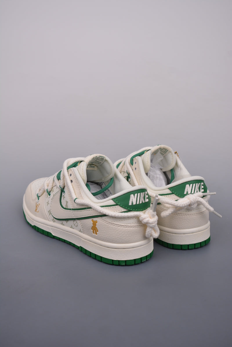 Nike Dunk Low X Louis Viutton