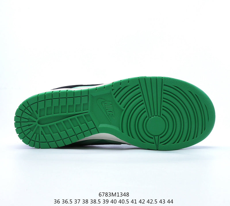 Nike SB Dunk Low