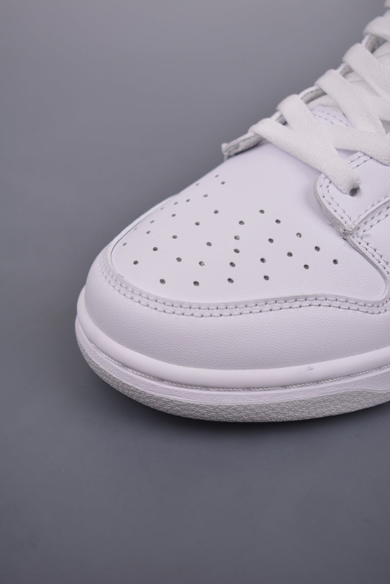 Nike Dunk Low White