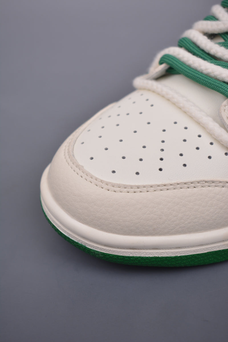 Nike Dunk Low X Louis Viutton
