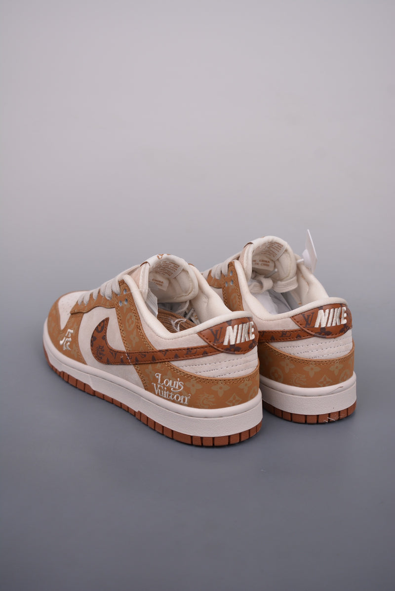 Nike Dunk Low X louis viutton