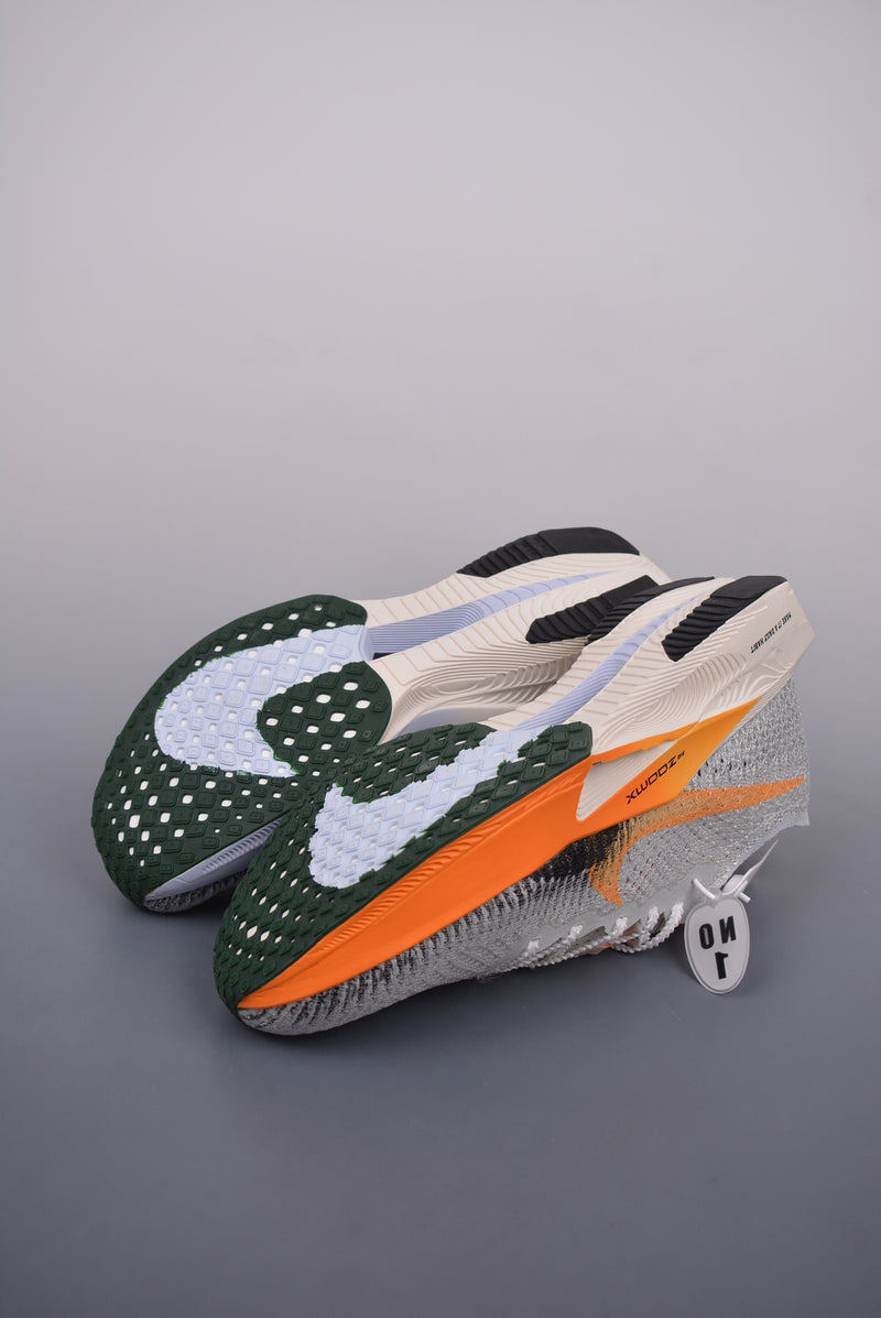 Nike ZoomX Vaporfly NEXT%3